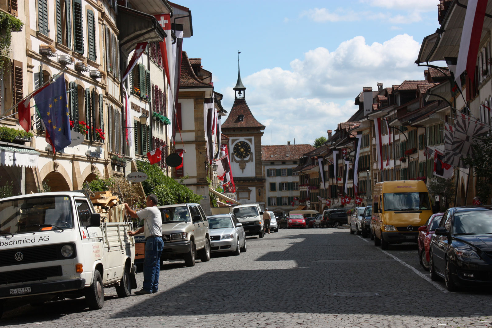 Imposing town wall, beautiful buildings and fantastic views: Murten.